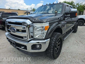 2016 Ford Super Duty F-350 Lariat Crew Cab Medium Bed