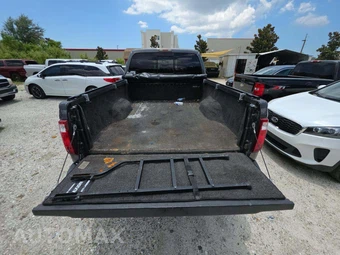 2016 Ford Super Duty F-350 Lariat Crew Cab Medium Bed - miniatura 14