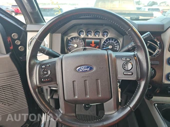2016 Ford Super Duty F-350 Lariat Crew Cab Medium Bed - miniatura 16