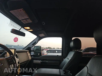 2016 Ford Super Duty F-350 Lariat Crew Cab Medium Bed - miniatura 20
