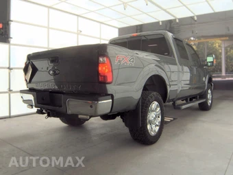 2016 Ford Super Duty F-350 Lariat Crew Cab Medium Bed - miniatura 4