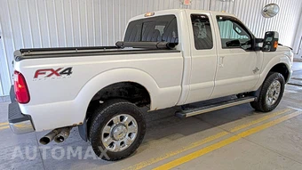 2016 Ford Super Duty F-350 Lariat Extended Cab Medium Bed w/Rear Doors - miniatura 4