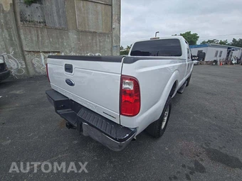 2016 Ford Super Duty F-350 XL Crew Cab Long Bed - miniatura 3