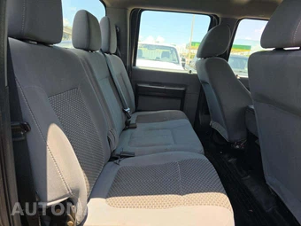 2016 Ford Super Duty F-350 XL Crew Cab Long Bed - miniatura 16