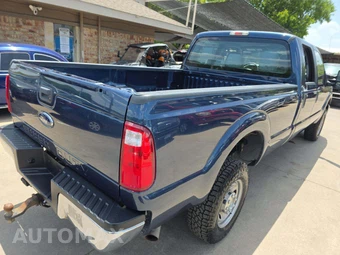 2016 Ford Super Duty F-350 XL Crew Cab Long Bed - miniatura 3