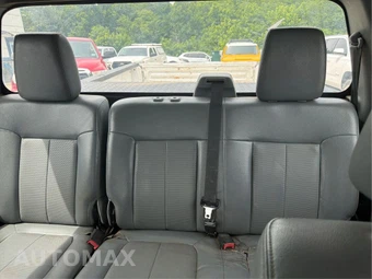 2016 Ford Super Duty F-350 XL Crew Cab Long Bed DRW - miniatura 31