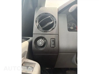 2016 Ford Super Duty F-350 XL Crew Cab Long Bed DRW - miniatura 32