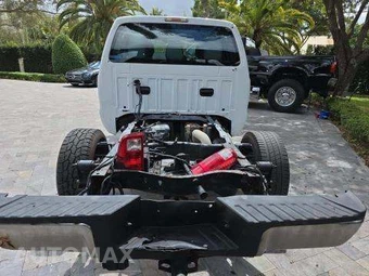 2016 Ford Super Duty F-350 XL Crew Cab Medium Bed - miniatura 32