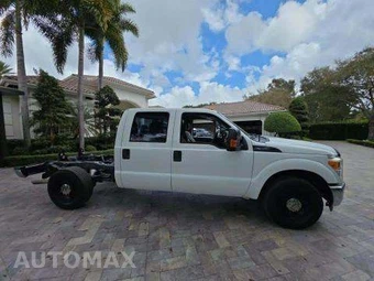 2016 Ford Super Duty F-350 XL Crew Cab Medium Bed - miniatura 4