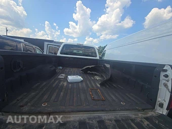 2016 Ford Super Duty F-350 XLT Crew Cab Long Bed - miniatura 14