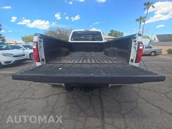 2016 Ford Super Duty F-350 XLT Crew Cab Long Bed DRW - miniatura 11