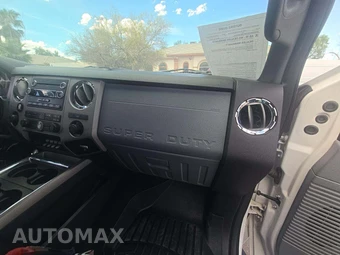 2016 Ford Super Duty F-350 XLT Crew Cab Long Bed DRW - miniatura 16