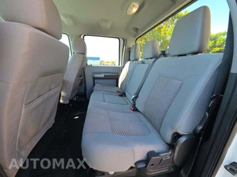 2016 Ford Super Duty F-350 XLT Crew Cab Long Bed DRW - miniatura 10