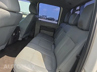 2016 Ford Super Duty F-350 XLT Crew Cab Long Bed DRW - miniatura 13