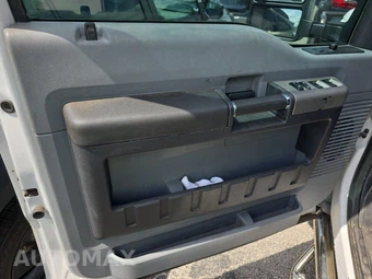 2016 Ford Super Duty F-350 XLT Crew Cab Long Bed DRW - miniatura 9