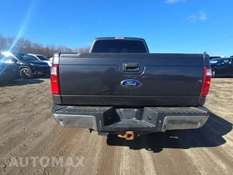 2016 Ford Super Duty F-350 XLT Crew Cab Long Bed DRW - miniatura 4