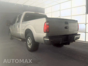 2016 Ford Super Duty F-350 XLT Crew Cab Medium Bed - miniatura 6