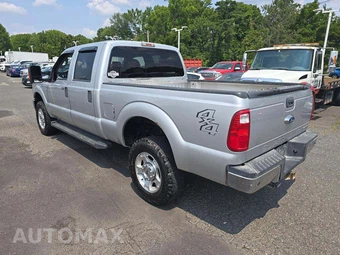 2016 Ford Super Duty F-350 XLT Crew Cab Medium Bed - miniatura 2