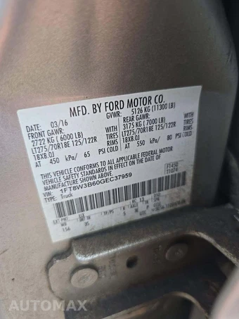 2016 Ford Super Duty F-350 XLT Crew Cab Medium Bed - miniatura 5