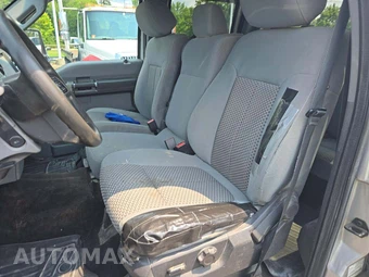 2016 Ford Super Duty F-350 XLT Crew Cab Medium Bed - miniatura 6