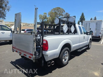 2016 Ford Super Duty F-350 XLT Extended Cab Long Bed w/Rear Doors - miniatura 4