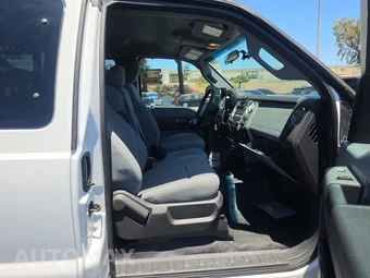 2016 Ford Super Duty F-350 XLT Extended Cab Long Bed w/Rear Doors - miniatura 8