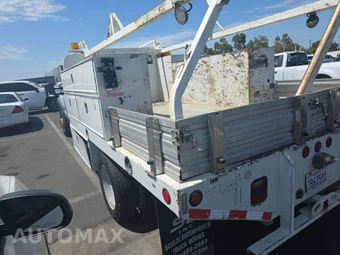 2016 Ford Super Duty F-450 Cab Chassis XL Crew Cab DRW - miniatura 6