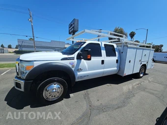 2016 Ford Super Duty F-450 Cab Chassis XL Crew Cab DRW