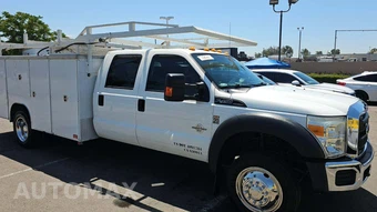 2016 Ford Super Duty F-450 Cab Chassis XL Crew Cab DRW - miniatura 27