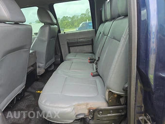 2016 Ford Super Duty F-450 Cab Chassis XL Crew Cab DRW - miniatura 13