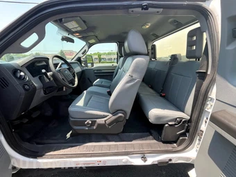 2016 Ford Super Duty F-450 Cab Chassis XL Extended Cab w/Rear Doors DRW - miniatura 14