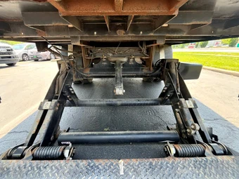 2016 Ford Super Duty F-450 Cab Chassis XL Extended Cab w/Rear Doors DRW - miniatura 60