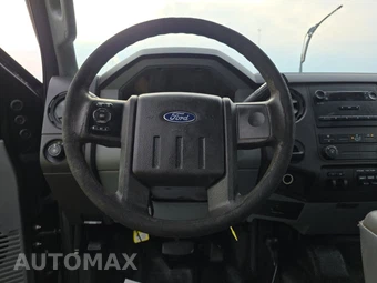 2016 Ford Super Duty F-450 Cab Chassis XL Extended Cab w/Rear Doors DRW - miniatura 10