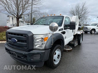 2016 Ford Super Duty F-450 Cab Chassis XL Regular Cab DRW - miniatura 36