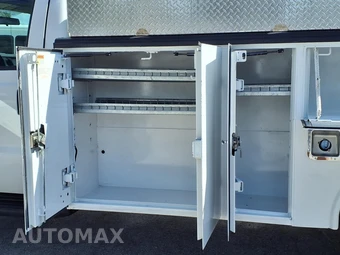 2016 Ford Super Duty F-450 Cab Chassis XL Regular Cab DRW - miniatura 14