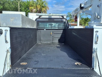 2016 Ford Super Duty F-450 Cab Chassis XL Regular Cab DRW - miniatura 19