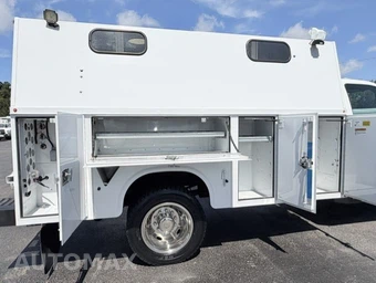 2016 Ford Super Duty F-450 Cab Chassis XL Regular Cab DRW - miniatura 11