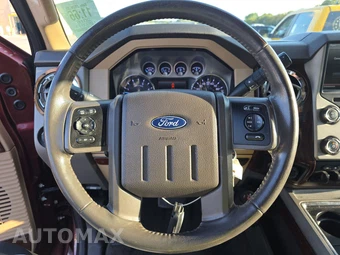2016 Ford Super Duty F-450 Lariat Crew Cab Long Bed DRW - miniatura 10
