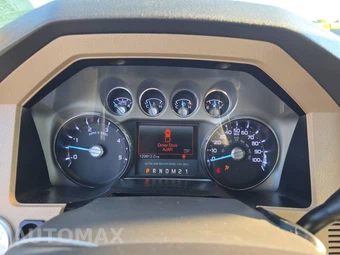 2016 Ford Super Duty F-450 Lariat Crew Cab Long Bed DRW - miniatura 12