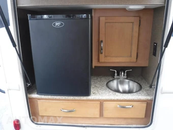 2016 Ford Super Duty F-53 Class A Motorhome Chassis DRW - miniatura 10