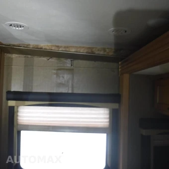 2016 Ford Super Duty F-53 Class A Motorhome Chassis DRW - miniatura 21
