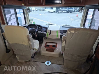 2016 Ford Super Duty F-53 Class A Motorhome Chassis DRW - miniatura 11