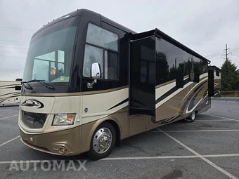 2016 Ford Super Duty F-53 Class A Motorhome Chassis DRW - miniatura 1