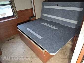 2016 Ford Super Duty F-53 Class A Motorhome Chassis DRW - miniatura 13