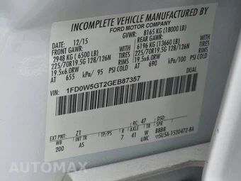 2016 Ford Super Duty F-550 Cab Chassis XL Crew Cab DRW - miniatura 15