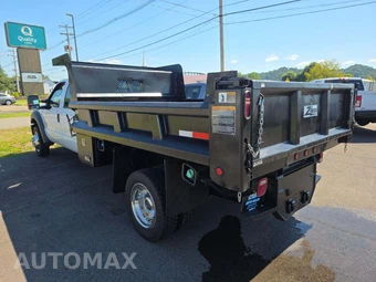2016 Ford Super Duty F-550 Cab Chassis XL Crew Cab DRW - miniatura 2