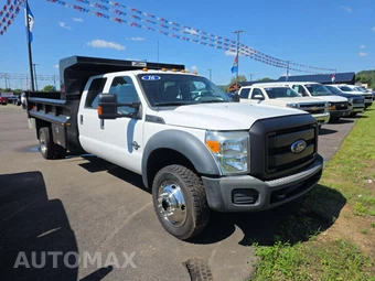 2016 Ford Super Duty F-550 Cab Chassis XL Crew Cab DRW - miniatura 4