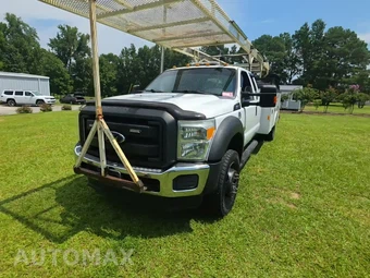 2016 Ford Super Duty F-550 Cab Chassis XL Extended Cab w/Rear Doors DRW