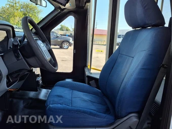 2016 Ford Super Duty F-550 Cab Chassis XL Regular Cab DRW - miniatura 25