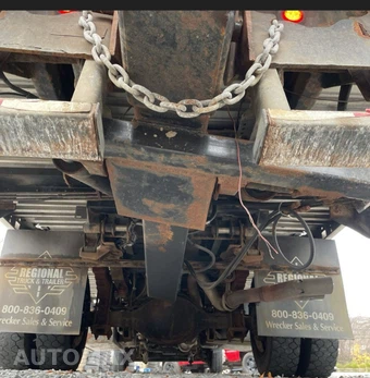 2016 Ford Super Duty F-550 Cab Chassis XL Regular Cab DRW - miniatura 15